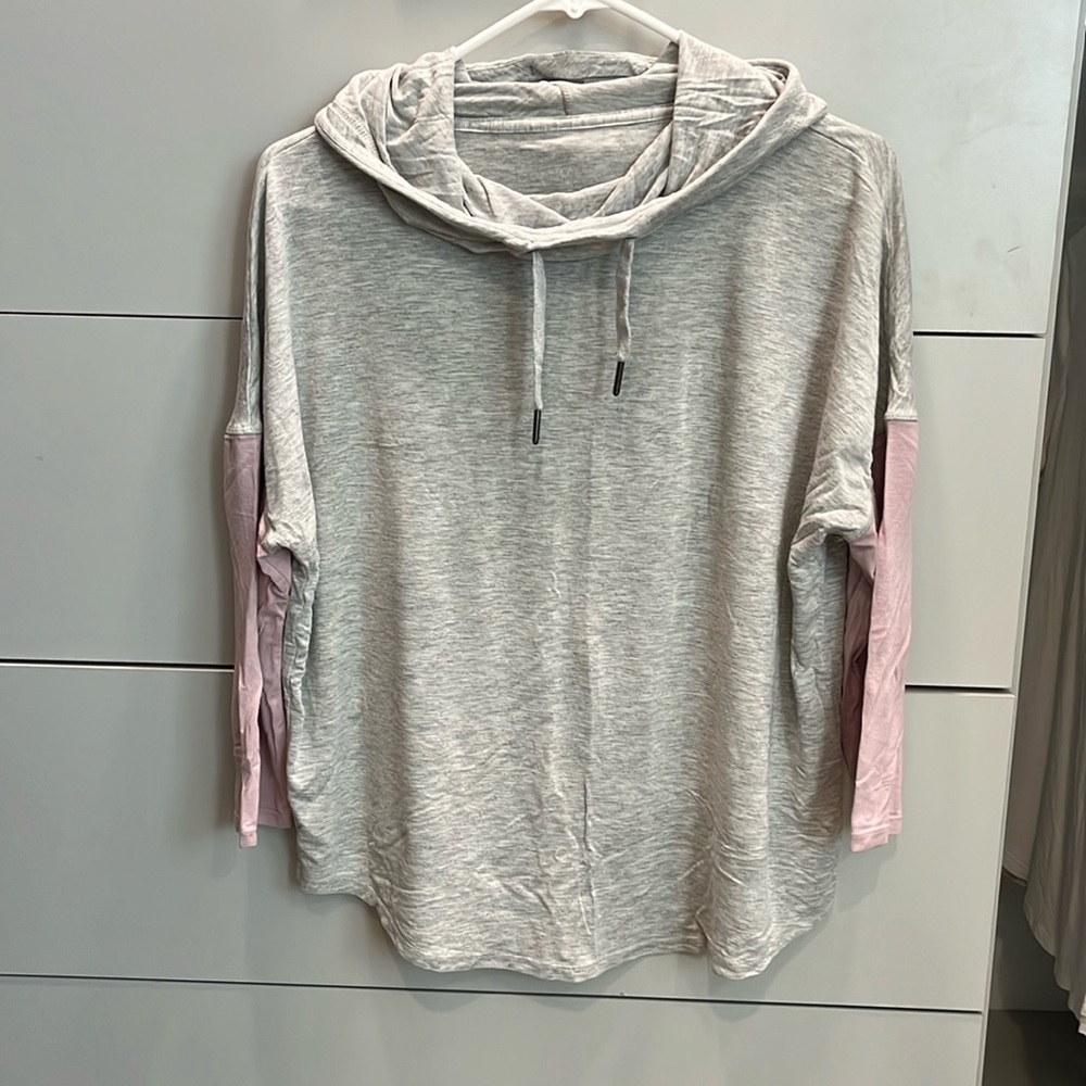 Gaiam 3/4 sleeve hoodie